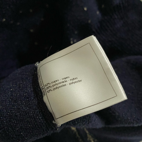 ❌SOLD ❌ Chanel Logo Sweater firm price - Picture 7 of 7